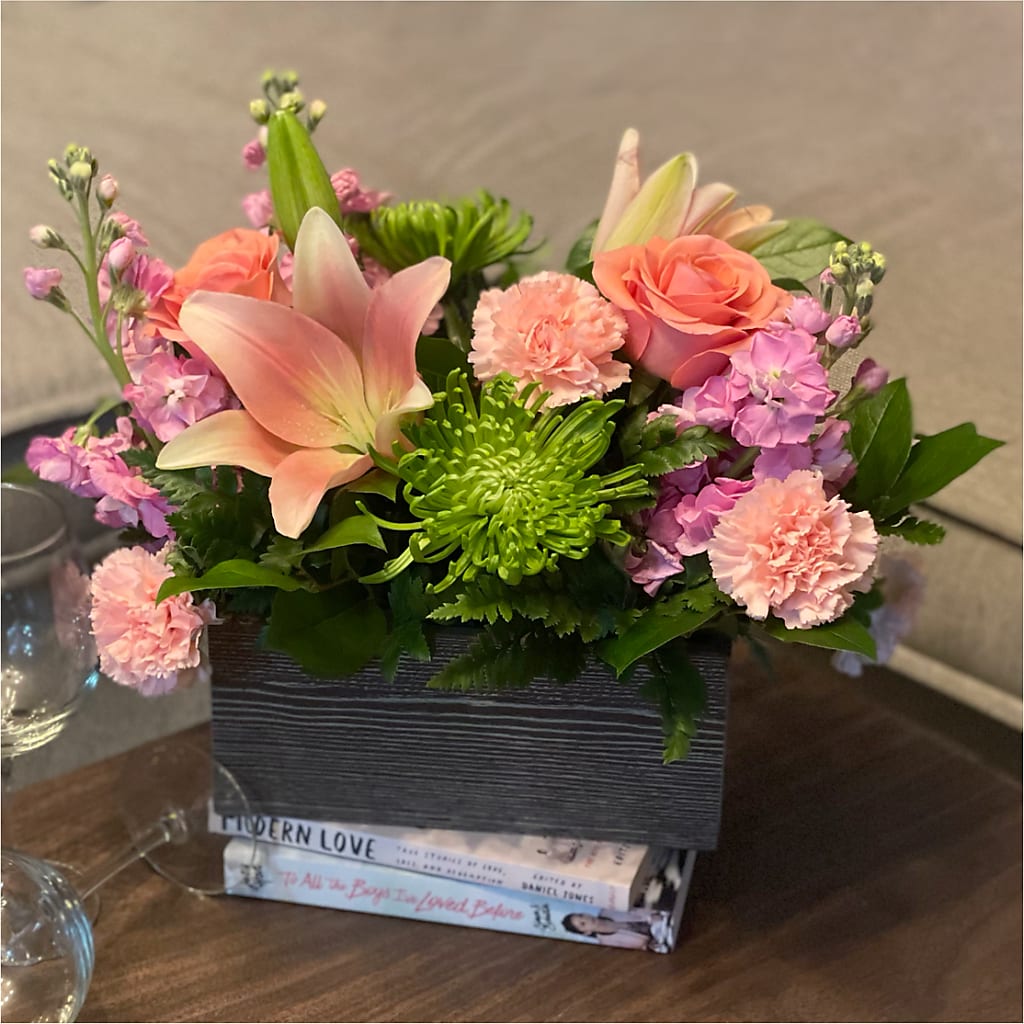 Beautiful Spirit Basket – Flowersforyou.com, Tontitown AR