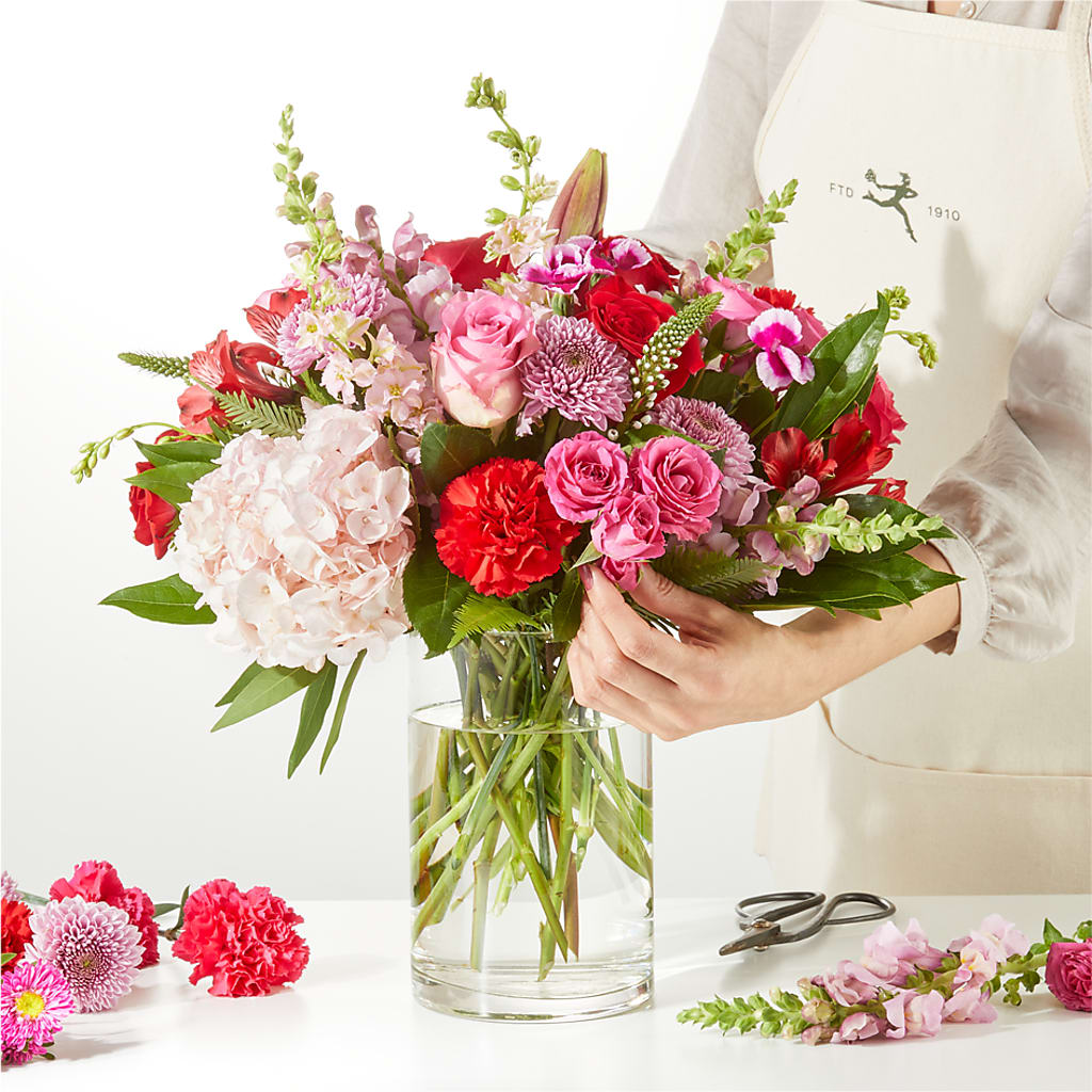 Swooning Over You - A Luxury Florist Original –  Flowersforyou.com, Tontitown AR