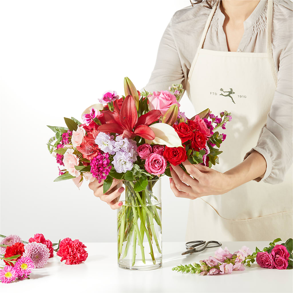 Swooning Over You - A Luxury Florist Original –  Flowersforyou.com, Tontitown AR