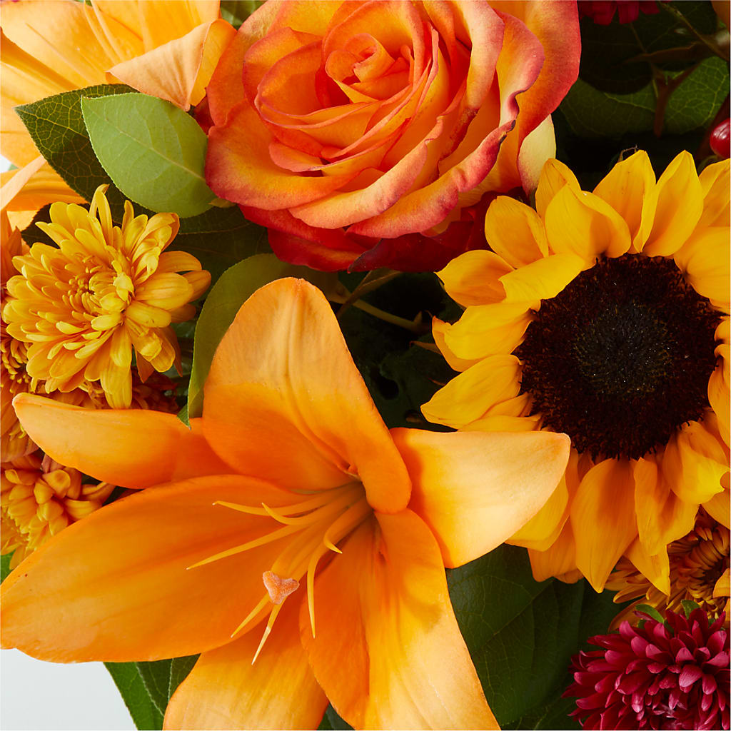 Grateful Centerpiece –  Flowersforyou.com, Tontitown AR